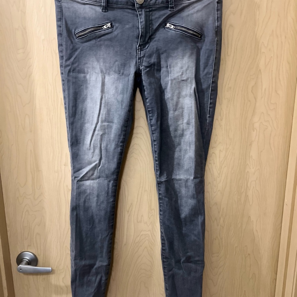 CAbi Gray Skinny Jeans with Vintage Distressed Look